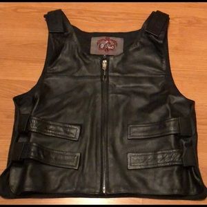 Leather motorcycle vest adjustable